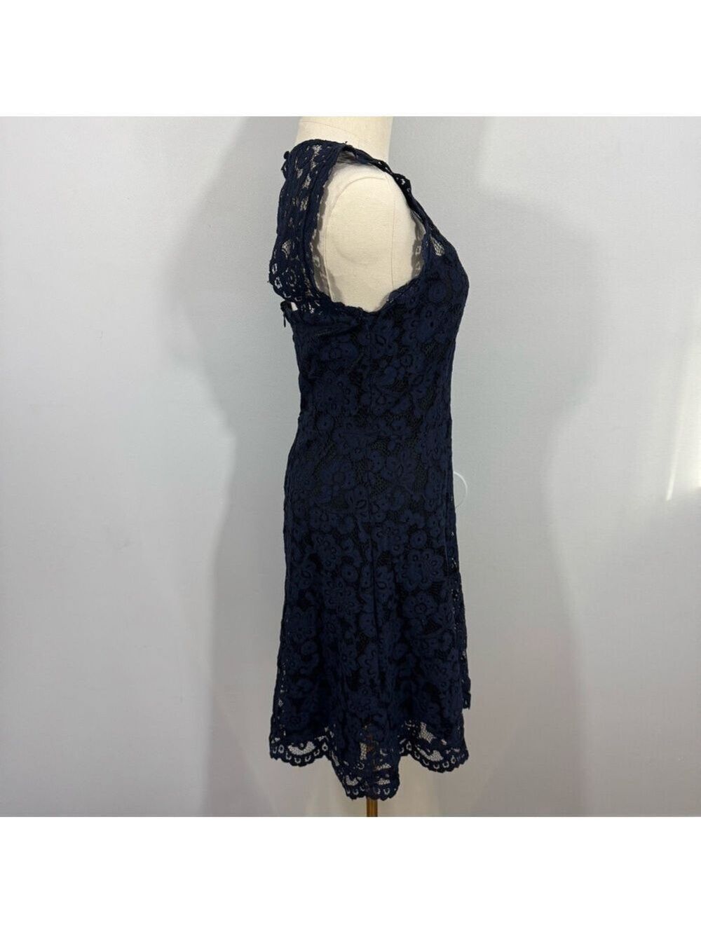 Reitmans Sweetheart Fit & Flare Dress Sz 4 Navy Blue Lace Overlay Open Back VGUC - Picture 11 of 14
